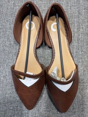 Journee Collection Braely Flats